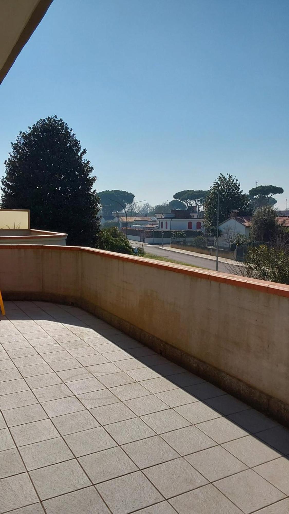 La Dolce Vita - Apartment With Shared Pool And Large Terrace ليدو ديلي نازيوني المظهر الخارجي الصورة