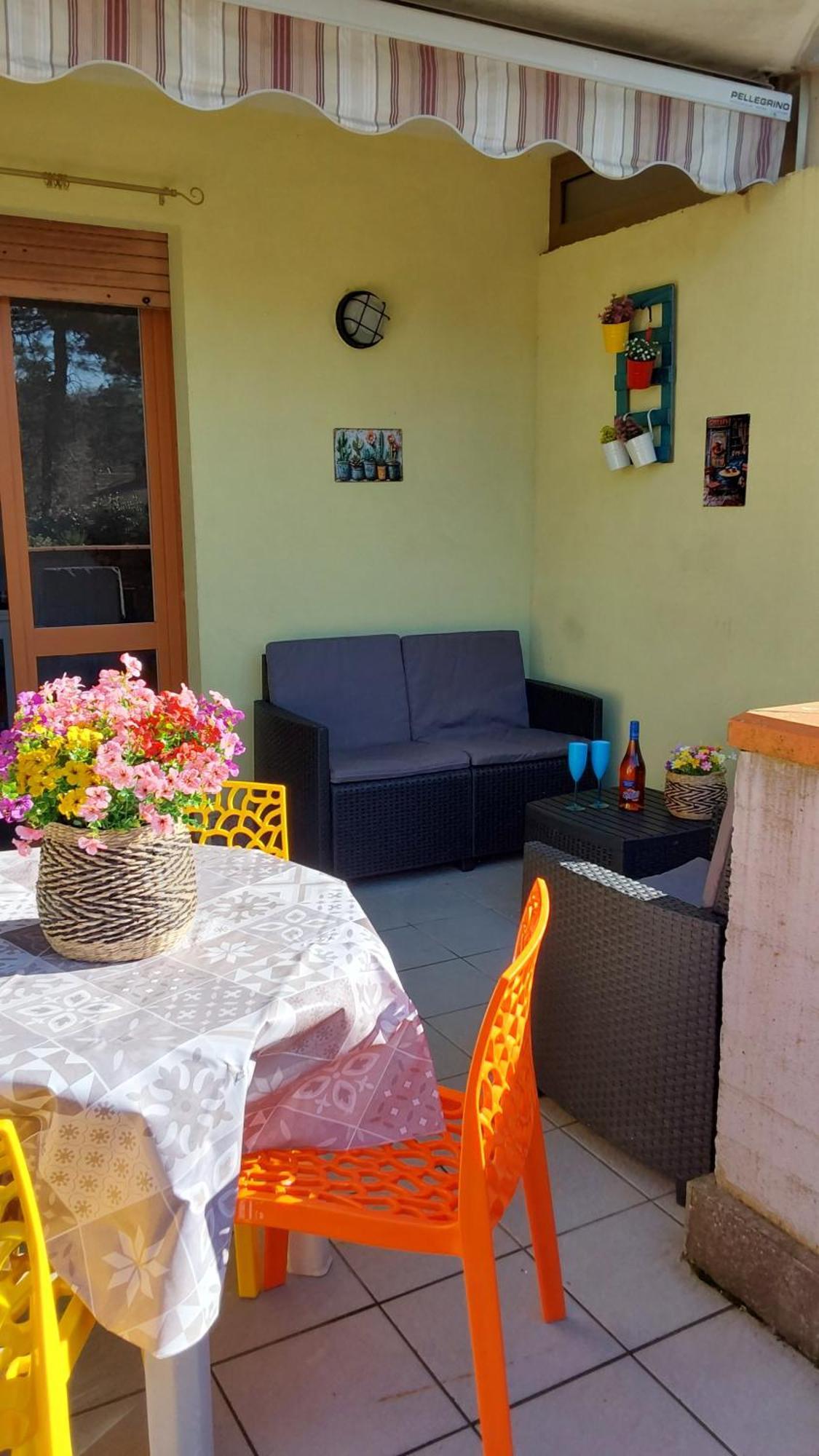 La Dolce Vita - Apartment With Shared Pool And Large Terrace ليدو ديلي نازيوني المظهر الخارجي الصورة